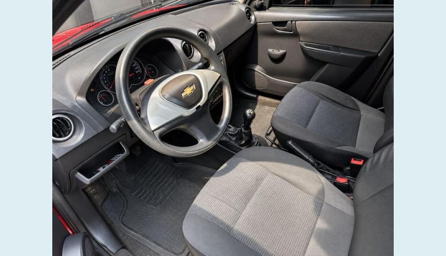 CHEVROLET CELTA 1.0 LT 8V FLEX 4P MANUAL - VERMELHO - 2013 Foto 5 (Grande)