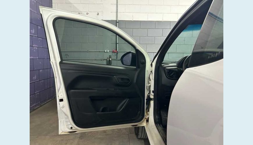 FIAT STRADA ENDURANCE 1.4 CS - BRANCO - 2023 Foto 5 (Grande)
