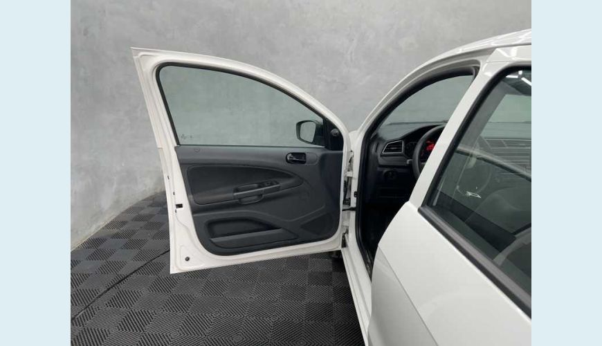 VOLKSWAGEN VOYAGE 1.0 MPI (FLEX) - BRANCO - 2023 Foto 5 (Grande)