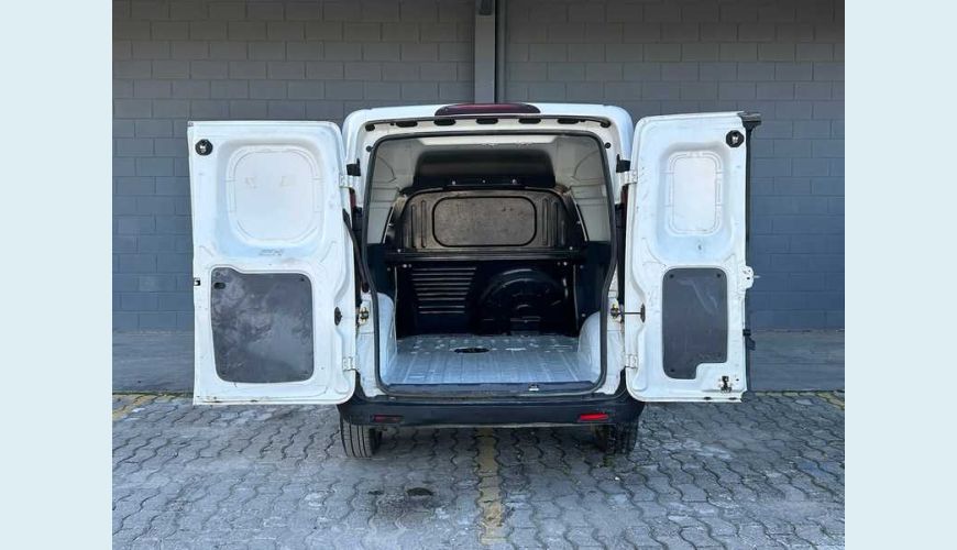 FIAT FIORINO 1.4 ENDURANCE (FLEX) - BRANCO - 2023 Foto 5 (Grande)