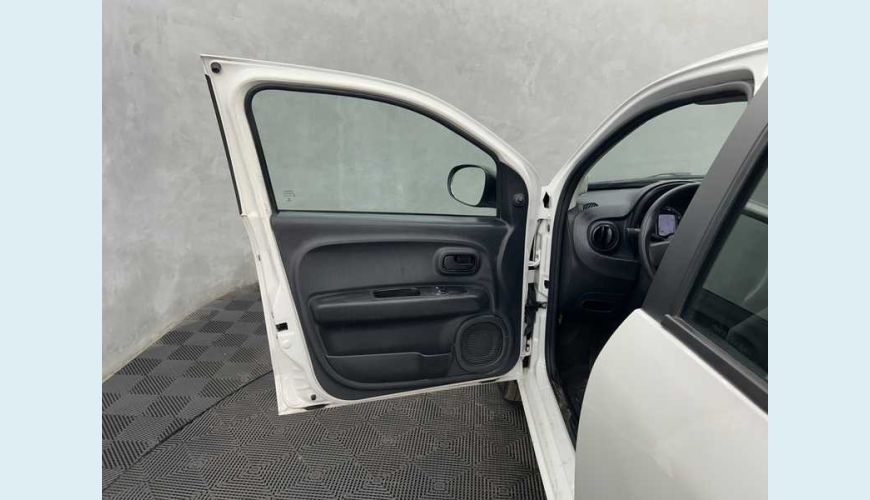 FIAT MOBI LIKE 1.0 (FLEX) - BRANCO - 2022 Foto 5 (Grande)