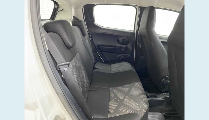 FIAT MOBI EVO LIKE 1.0 (FLEX) - BRANCO - 2019 Foto 5 (Grande)
