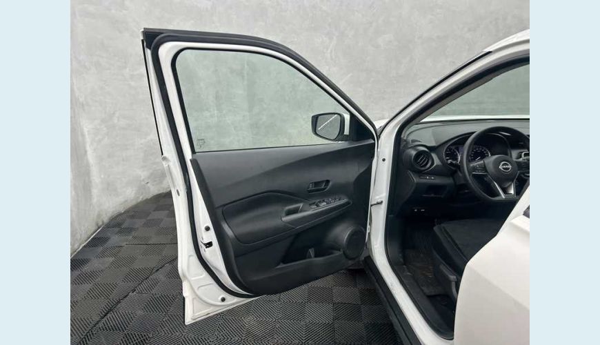 NISSAN KICKS ACTIVE 1.6 (FLEX) - BRANCO - 2024 Foto 5 (Grande)
