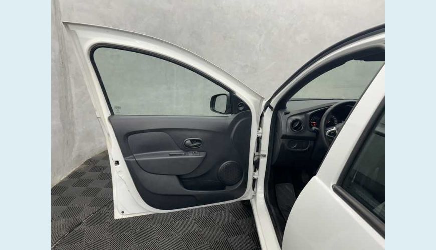 RENAULT LOGAN LIFE 1.0 12V SCE (FLEX) - BRANCO - 2023 Foto 5 (Grande)