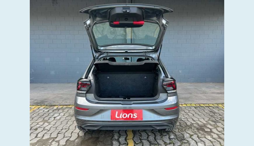 VOLKSWAGEN POLO COMFORTLINE (AUT) (FLEX) - CINZA - 2025 Foto 5 (Grande)