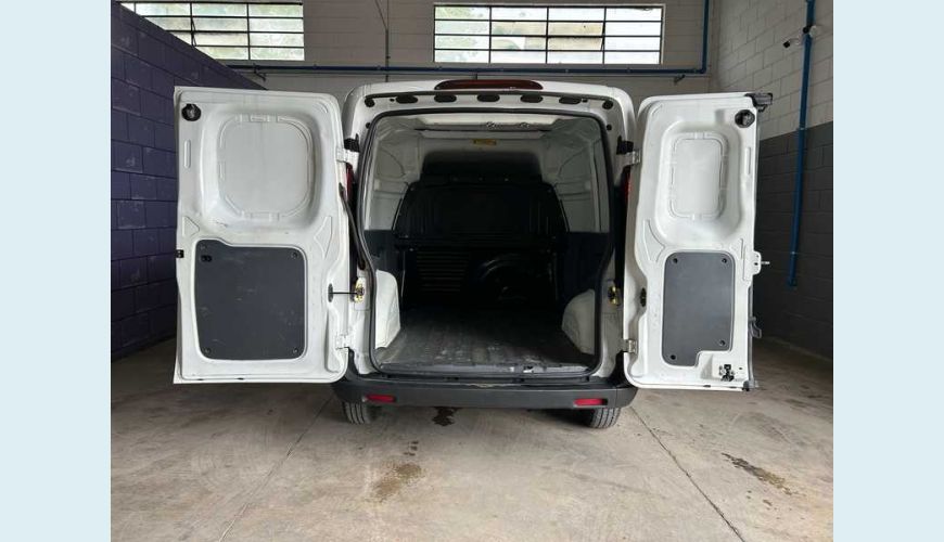 PEUGEOT PARTNER RAPID BUSINESS PACK - BRANCO - 2023 Foto 5 (Grande)