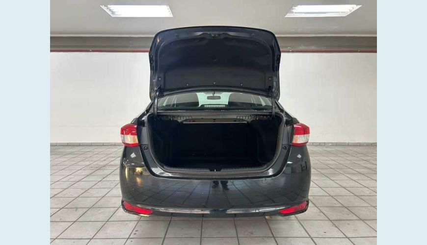 TOYOTA YARIS SEDAN XL 1.5 (FLEX) (AUT) - PRETO - 2025 Foto 5 (Grande)