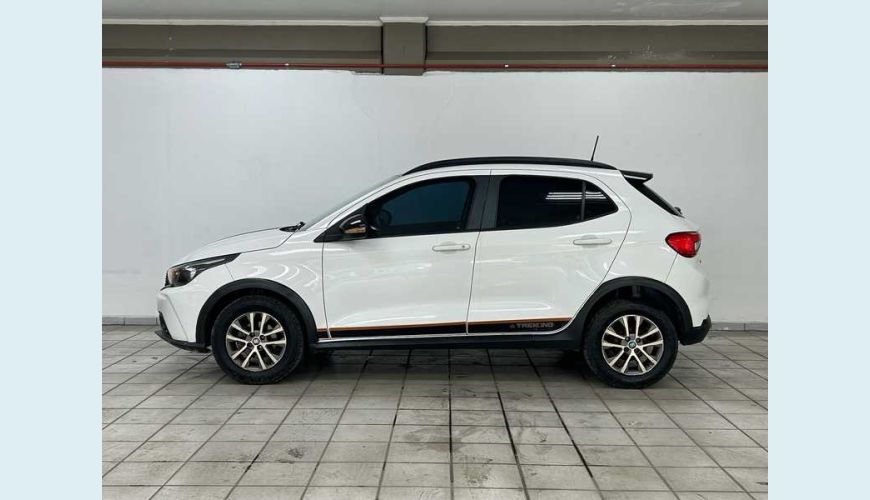FIAT ARGO TREKKING 1.3 - BRANCO - 2024 Foto 5 (Grande)