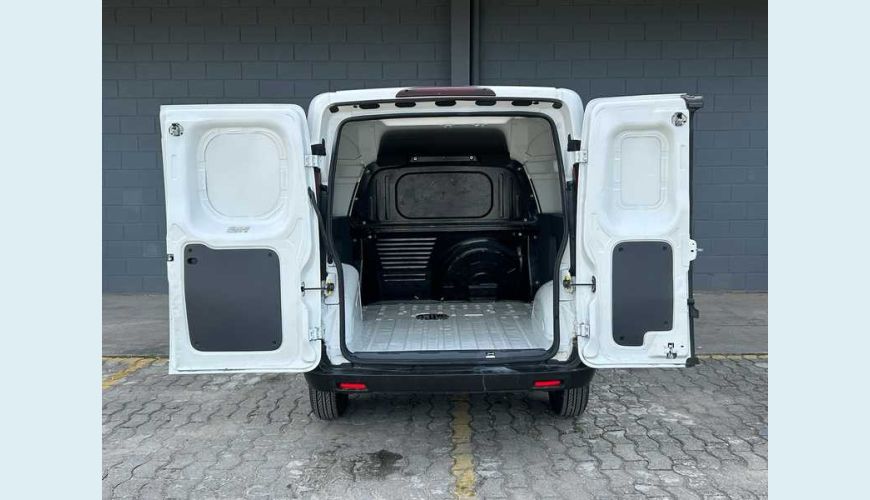 FIAT FIORINO 1.4 ENDURANCE (FLEX) - BRANCO - 2023 Foto 5 (Grande)