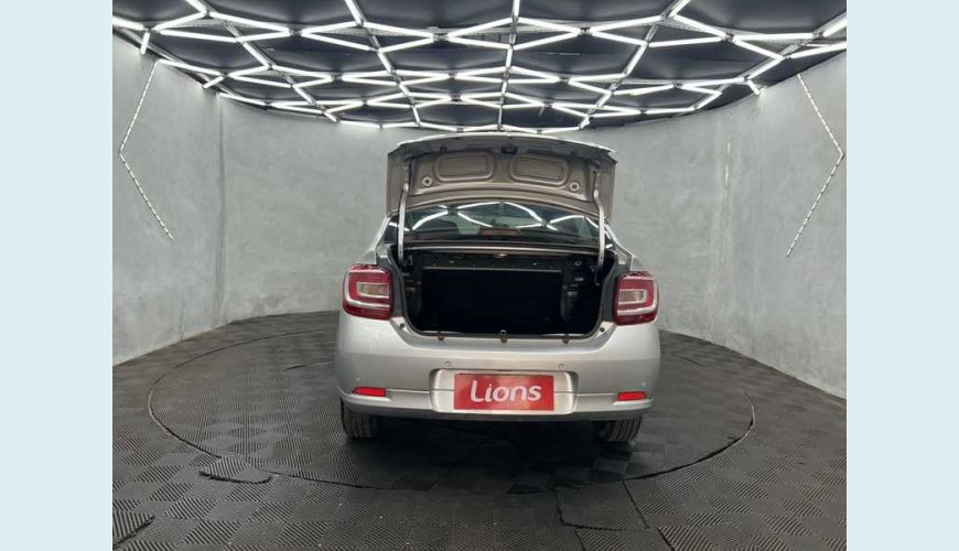 RENAULT LOGAN ZEN 1.0 - PRATA - 2024 Foto 5 (Grande)