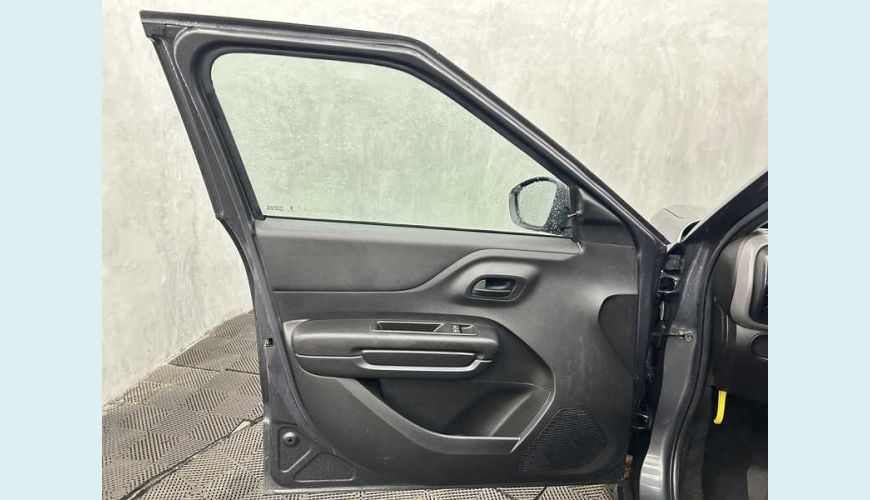 CITROËN C3 LIVE PACK 1.0 - CINZA - 2024 Foto 5 (Grande)
