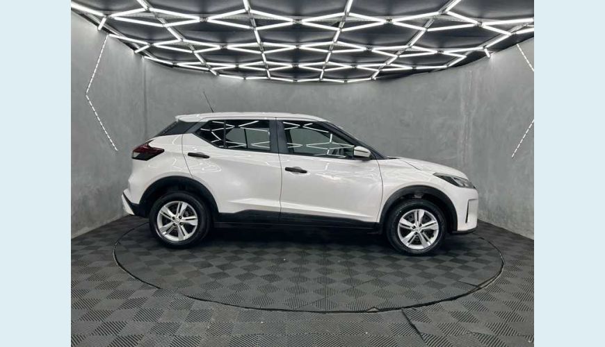 NISSAN KICKS ACTIVE 1.6 (FLEX) - BRANCO - 2024 Foto 5 (Grande)