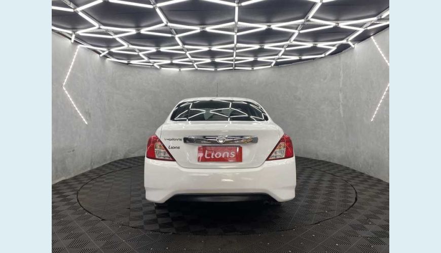 NISSAN VERSA 1.0 12V V-DRIVE FLEX - BRANCO - 2021 Foto 5 (Grande)