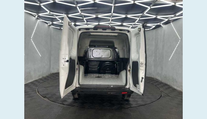 FIAT FIORINO 1.4 ENDURANCE FLEX - BRANCO - 2023 Foto 5 (Grande)