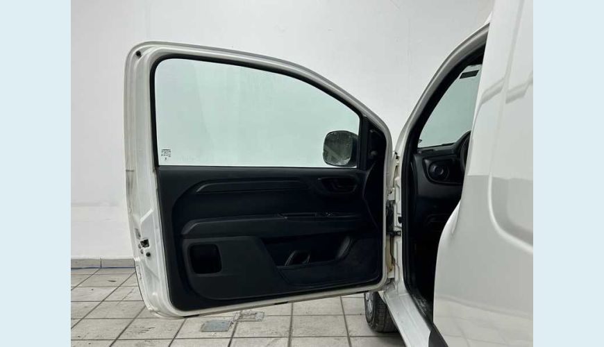 FIAT FIORINO 1.4 ENDURANCE FLEX - BRANCO - 2024 Foto 5 (Grande)