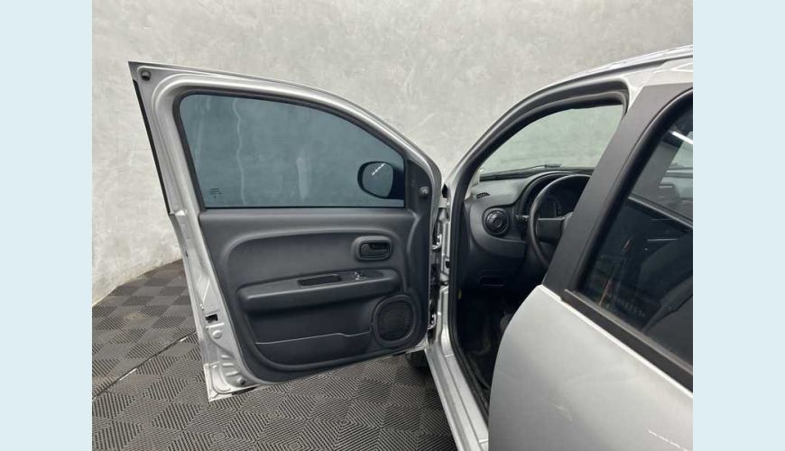 FIAT MOBI LIKE 1.0 FLEX - BRANCO - 2023 Foto 5 (Grande)