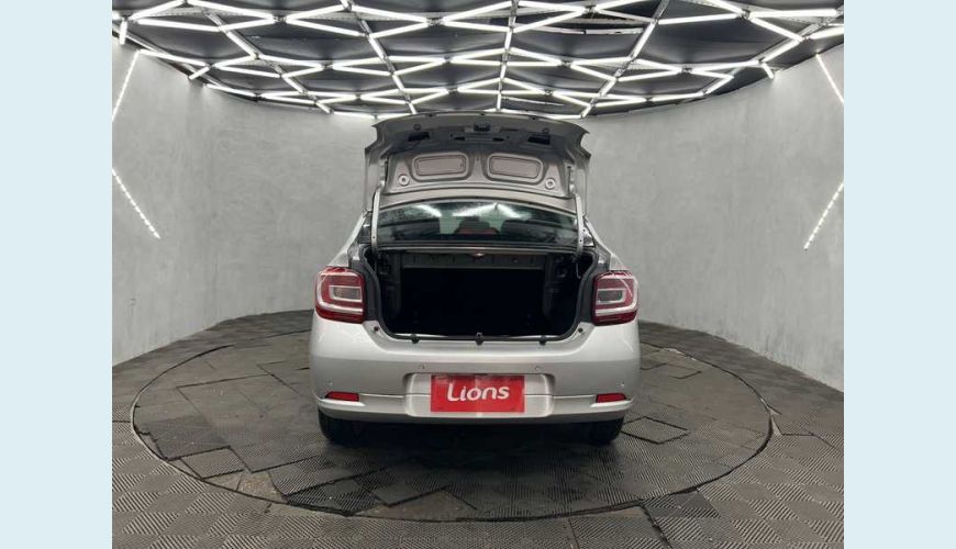 RENAULT LOGAN ZEN 1.0 - PRATA - 2024 Foto 5 (Grande)