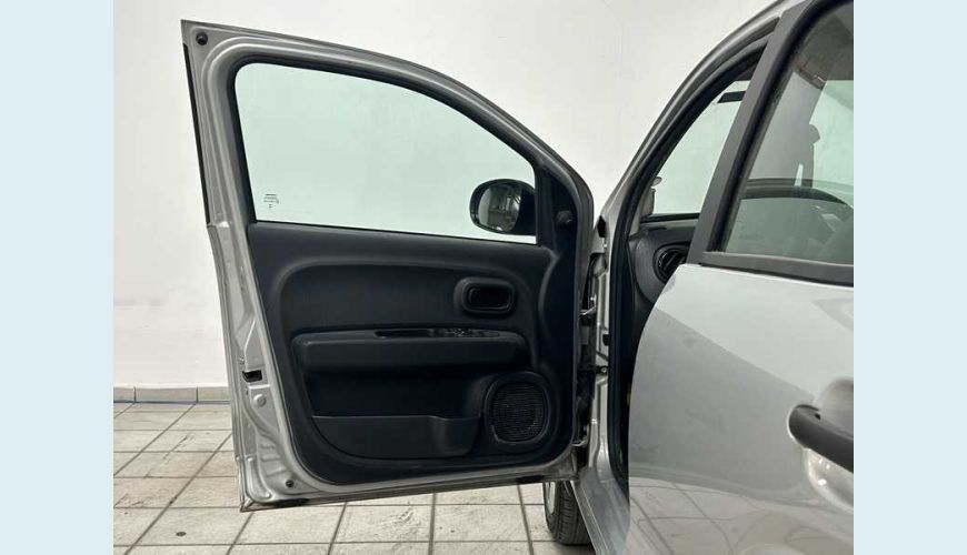 FIAT MOBI LIKE 1.0 - PRATA - 2024 Foto 5 (Grande)