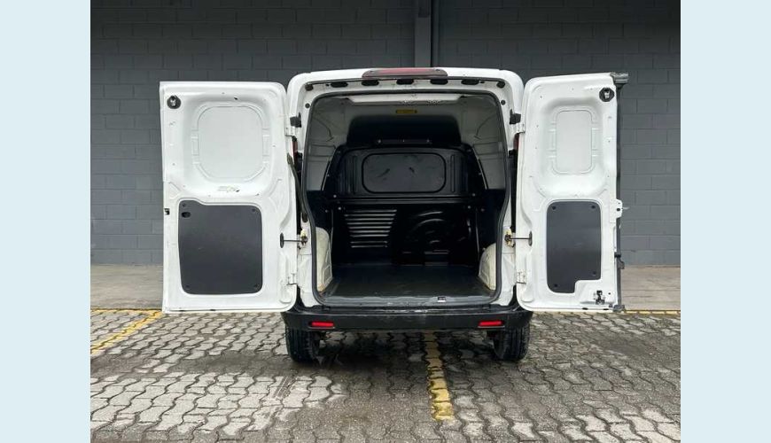 PEUGEOT PARTNER RAPID BUSINESS PACK - BRANCO - 2023 Foto 5 (Grande)