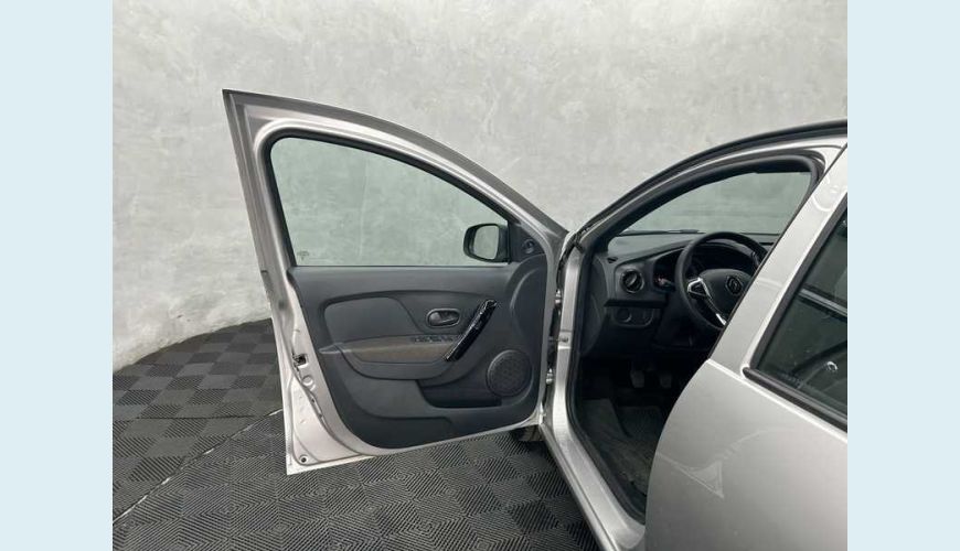 RENAULT LOGAN ZEN 1.0 - PRATA - 2024 Foto 5 (Grande)