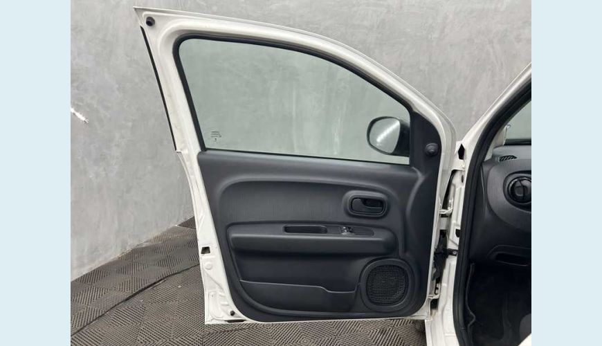 FIAT MOBI LIKE 1.0 - BRANCO - 2024 Foto 5 (Grande)