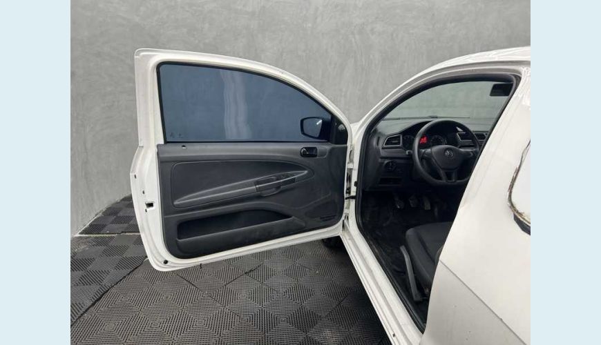 VOLKSWAGEN SAVEIRO ROBUST 1.6 MSI CS FLEX - BRANCO - 2023 Foto 5 (Grande)