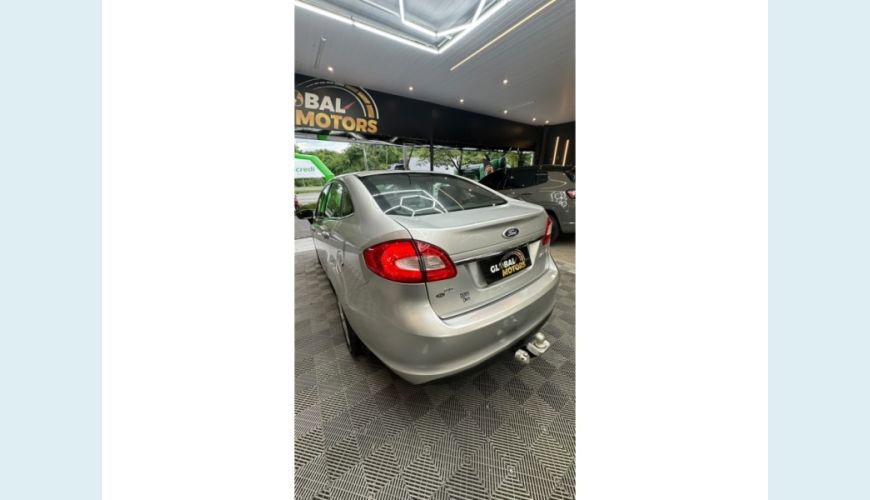 FORD FIESTA FLEX MANUAL 4P - PRATA - 2011 Foto 5 (Grande)