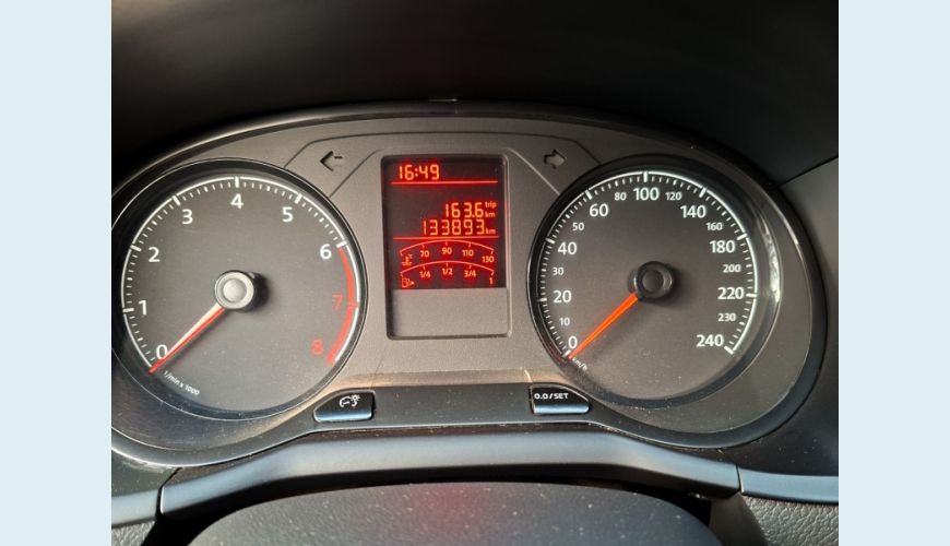 VOLKSWAGEN VOYAGE - PRATA - 2019 Foto 5 (Grande)
