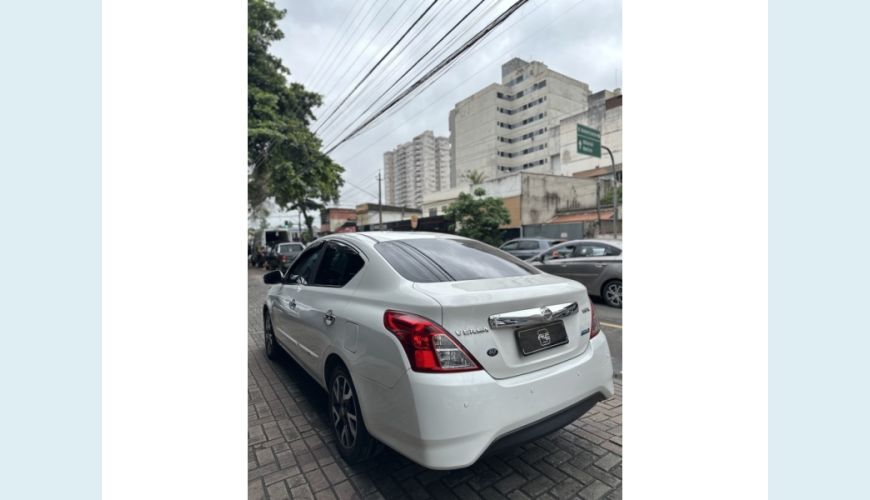 NISSAN VERSA - BRANCO - 2017 Foto 5 (Grande)