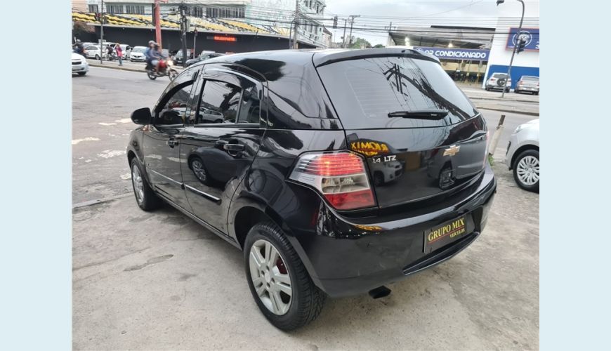 CHEVROLET AGILE 1.4 MPFI LTZ 8V FLEX 4P MANUAL - PRETO - 2011 Foto 6 (Grande)