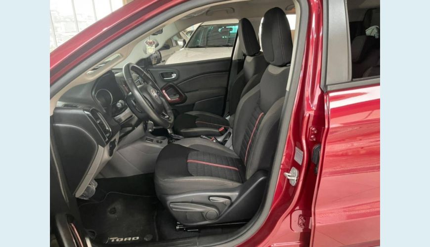 FIAT TORO 2.4 16V MULTIAIR FLEX FREEDOM AT9 - VERMELHO - 2018 Foto 6 (Grande)