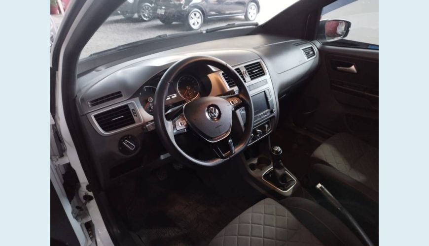 VOLKSWAGEN FOX 1.6 MSI TOTAL FLEX XTREME 4P MANUAL - BRANCO - 2019 Foto 6 (Grande)