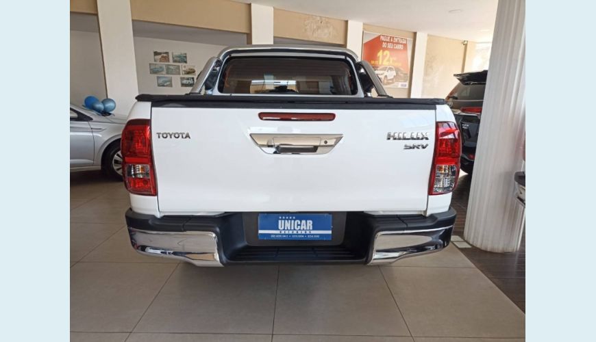 TOYOTA HILUX 2.8 SRV 4X4 CD 16V DIESEL 4P AUT. - BRANCO - 2017 Foto 6 (Grande)