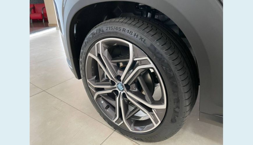 FIAT FASTBACK 1.0 TURBO 200 FLEX IMPETUS CVT - CINZA - 2023 Foto 6 (Grande)