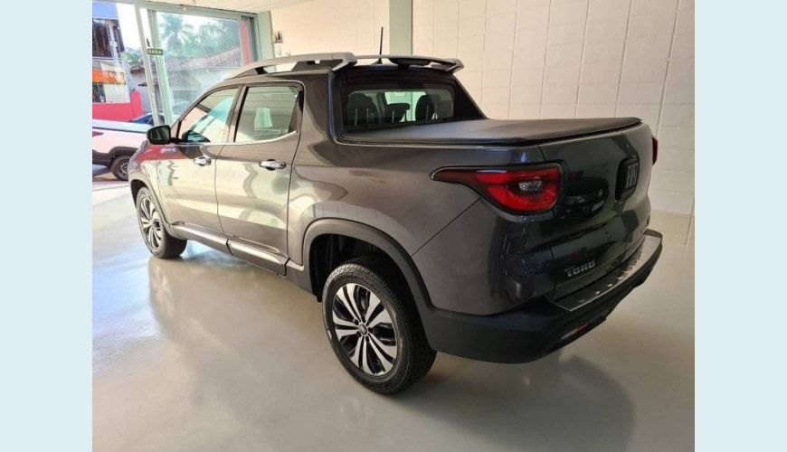 FIAT TORO 2.0 16V TURBO DIESEL VOLCANO 4WD AT9 - AZUL - 2023 Foto 6 (Grande)