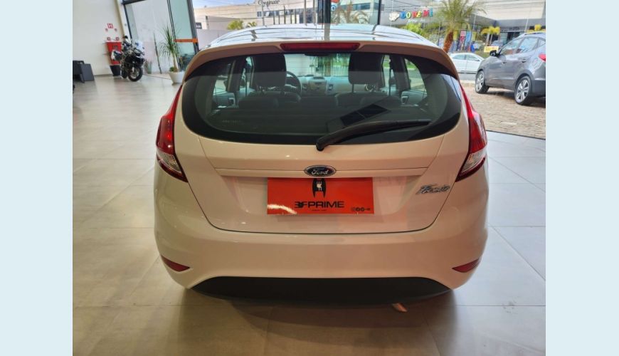 FORD FIESTA 1.6 SE HATCH 16V FLEX 4P MANUAL - BRANCO - 2017 Foto 6 (Grande)