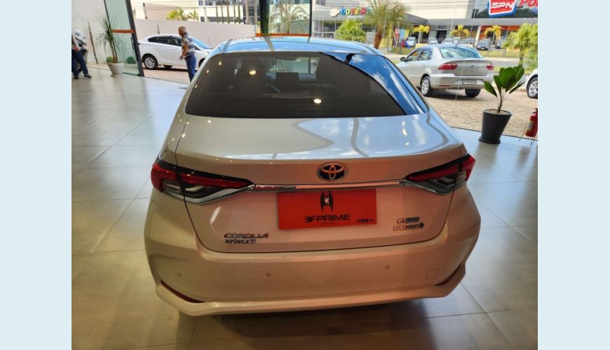 TOYOTA COROLLA 1.8 VVT-I HYBRID FLEX ALTIS PREMIUM CVT - BRANCO - 2022 Foto 6 (Grande)
