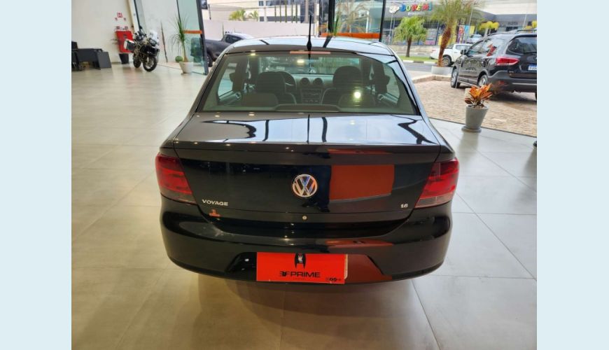 VOLKSWAGEN VOYAGE 1.6 MI TREND 8V FLEX 4P MANUAL - PRETO - 2013 Foto 6 (Grande)