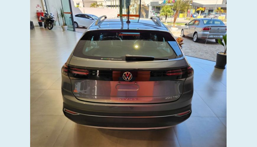 VOLKSWAGEN NIVUS 1.0 200 TSI TOTAL FLEX HIGHLINE AUT. - CINZA - 2024 Foto 6 (Grande)