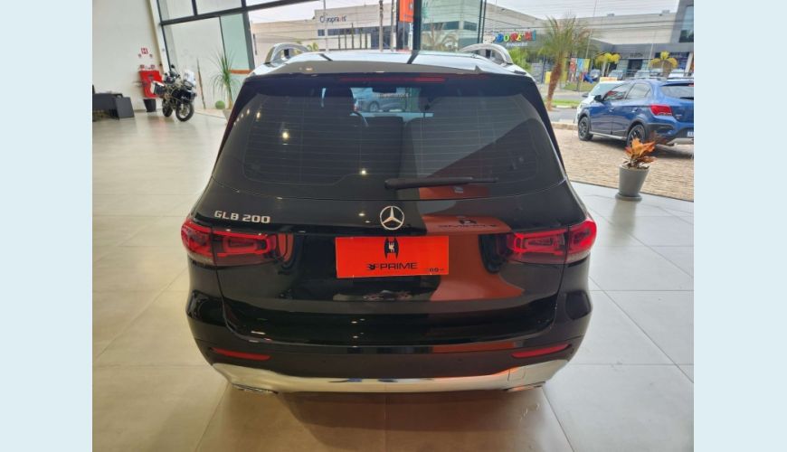 MERCEDES-BENZ GLB 200 1.3 CGI ADVANCE 7G-DCT - PRETO - 2021 Foto 6 (Grande)