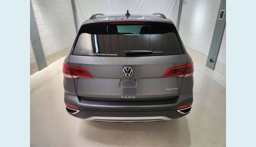VOLKSWAGEN TAOS 1.4 250 TSI TOTAL FLEX COMFORTLINE AUT. - CINZA - 2023 Foto 6 (Grande)