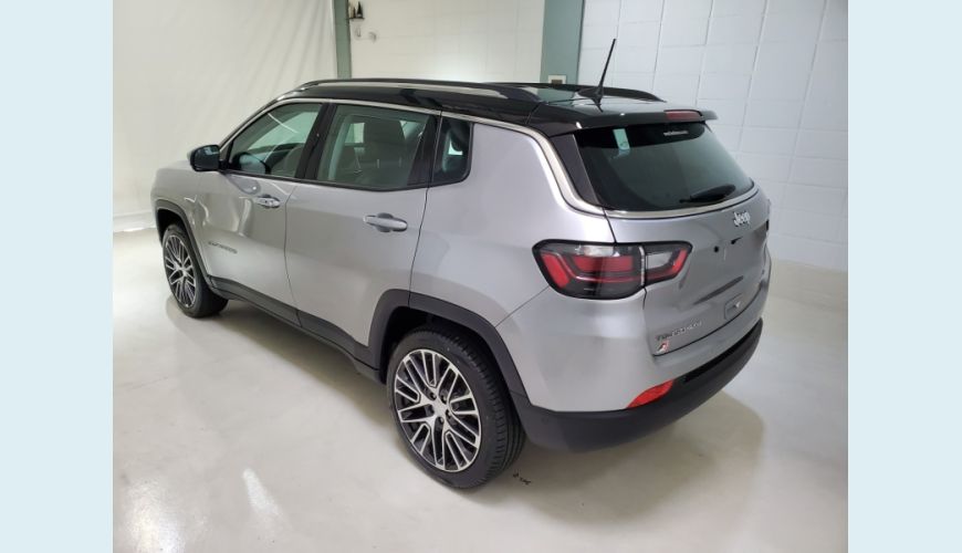 JEEP COMPASS 2.0 TD350 TURBO DIESEL LIMITED AT9 - BRANCO - 2023 Foto 6 (Grande)