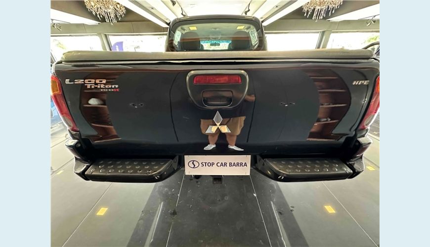 MITSUBISHI L200 TRITON 3.2 HPE 4X4 CD 16V TURBO INTERCOOLER DIESEL 4P AUT. - N/D - 2010 Foto 6 (Grande)