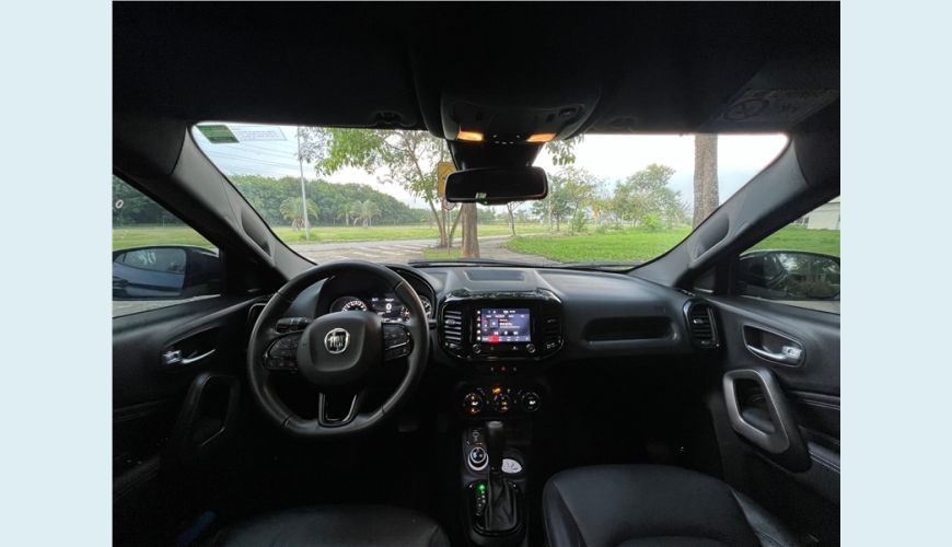 FIAT TORO 2.0 16V TURBO DIESEL ULTRA 4WD AT9 - N/D - 2021 Foto 6 (Grande)