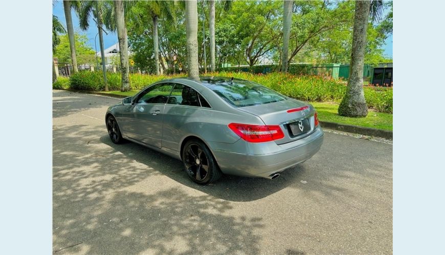 MERCEDES-BENZ E 250 1.8 CGI COUPÉ 16V 2P AUT. - N/D - 2011 Foto 6 (Grande)