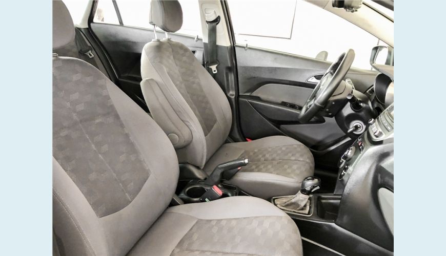 HYUNDAI HB 20S 1.6 COMFORT PLUS 16V FLEX 4P AUT. - PRETO - 2017 Foto 6 (Grande)