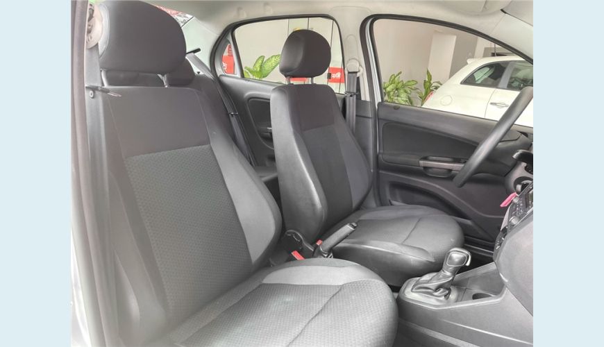 VOLKSWAGEN VOYAGE 1.6 16V MSI TOTALFLEX 4P AUT. - PRATA - 2021 Foto 6 (Grande)