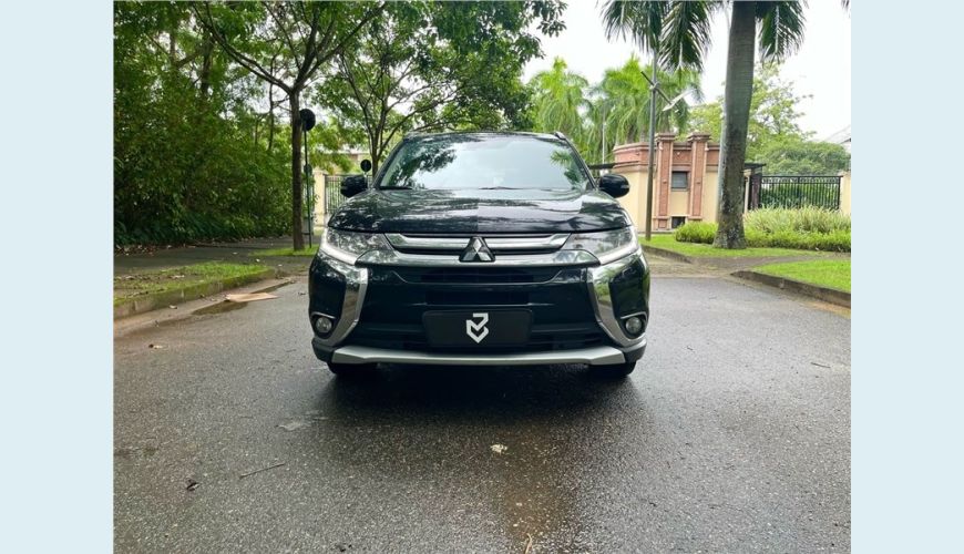 MITSUBISHI OUTLANDER 2.2 4X4 16V DIESEL 4P AUT. - N/D - 2016 Foto 6 (Grande)