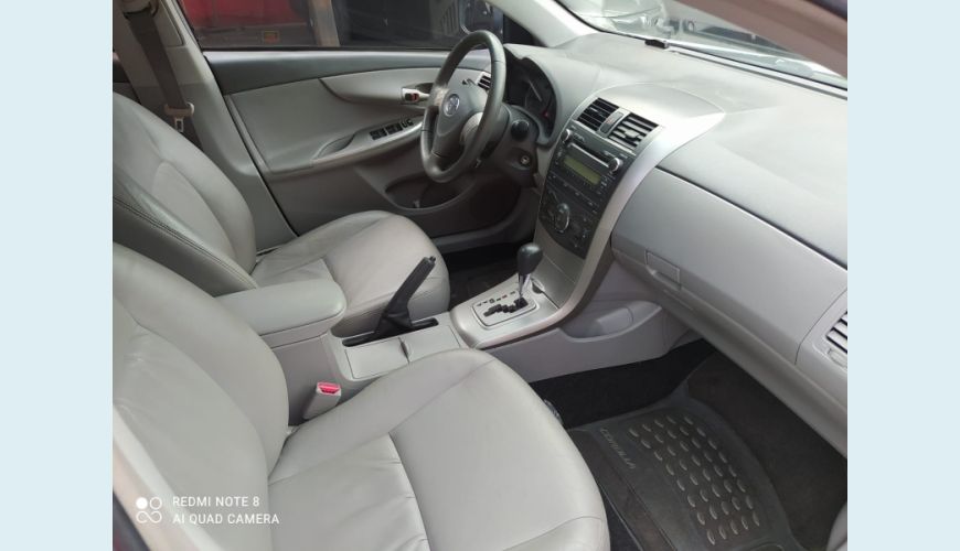 TOYOTA COROLLA GLI 1.8 FLEX 16V AUT. - PRATA - 2013 Foto 6 (Grande)