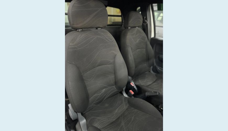 FIAT STRADA 1.4 MPI HARD WORKING CE 8V FLEX 2P MANUAL - BRANCO - 2020 Foto 6 (Grande)